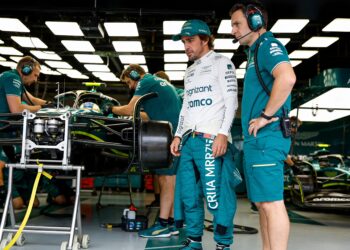 alonso versnellingsbak nu grootste zorg voor aston