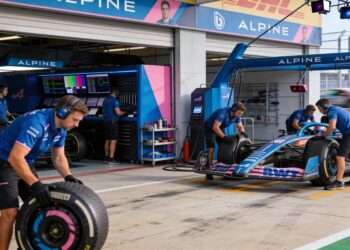 alpine f1 in gesprek met gucci over titelsponsorin