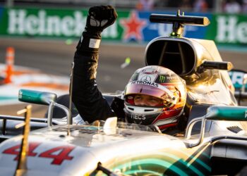 antonelli pakt historische zege in miami dankzij m