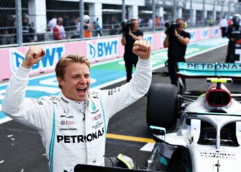 antonelli schrijft historie in miami leclerc zwaar