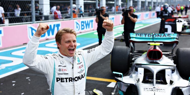 antonelli schrijft historie in miami leclerc zwaar