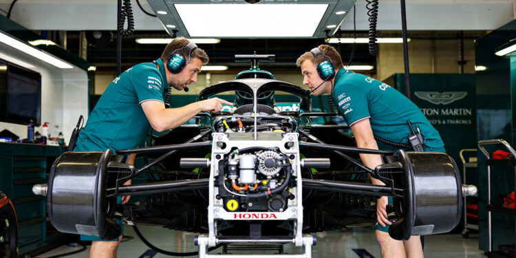 Aston Martin hoopt op 'kwantumsprong' na doorbraak Honda 1 aston martin hoopt op kwantumsprong na doorbraak h