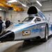 aston martin sponsor jcb jaagt op landsnelheidsrec