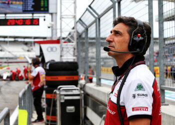 audi erkent motorachterstand ferrari leidt aerodyn