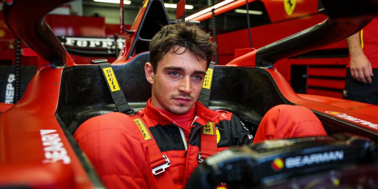 Bearman onthult fysieke tol van F1-debuut bij Ferrari 1 bearman onthult fysieke tol van f1 debuut bij ferr