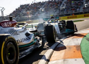 brundle niets te kiezen tussen russell en antonell