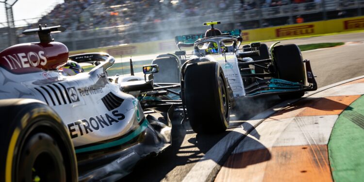 brundle niets te kiezen tussen russell en antonell