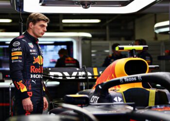 brundle red bull heeft serieuze uitdaging verstapp