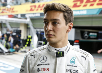 brundle titelstrijd russell nog niet verloren na o