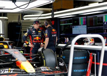 cruciale clausule zet toekomst verstappen bij red
