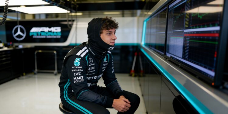 f1 baas domenicali noemt hype rond antonelli onred