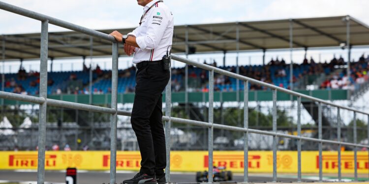 f1 omzet door het dak ondanks felle kritiek op 202