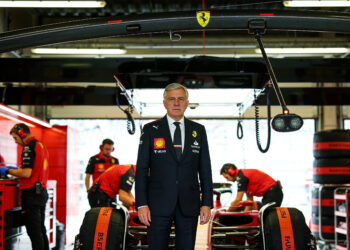 ferrari en fia in vergevorderd overleg over v8 ter