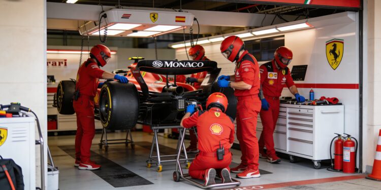 ferrari getipt als favoriet in monaco door unieke