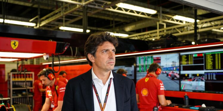 ferrari verlegt grenzen met hyperjacht voor wereld