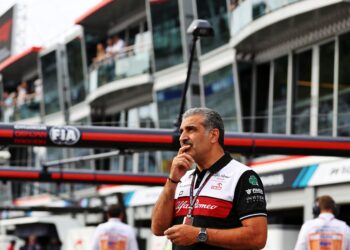 fia past motorregels 2027 aan na aanhoudende kriti