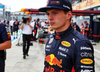 ford bevestigt gesprekken met verstappen over le m