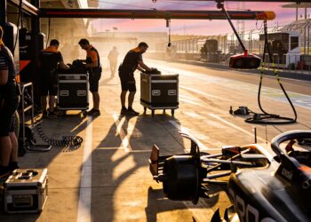 formule 1 op pauze drie weken wachten op grand pri
