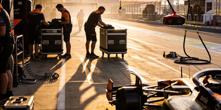 formule 1 op pauze drie weken wachten op grand pri