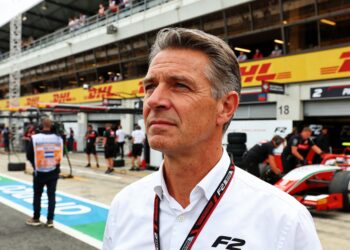 formule 2 voert serieuze gesprekken over vaste ame