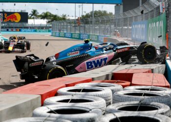 geen straf voor lawson na spectaculaire crash gasl
