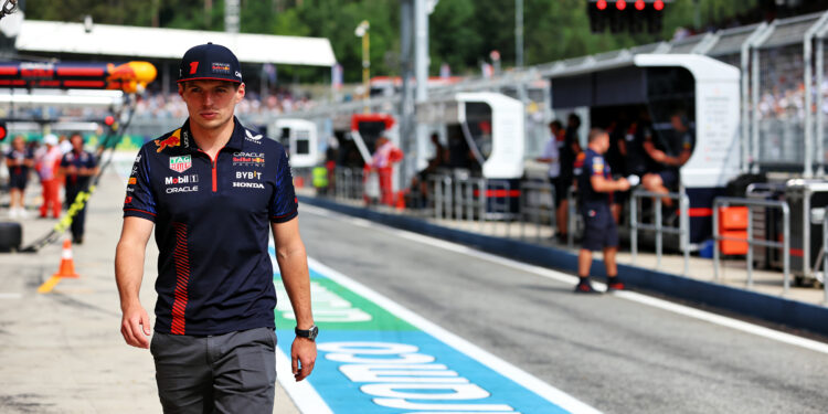 gerucht verstappen en mclaren in gesprek over sens