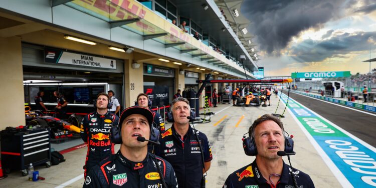 grand prix van miami vervroegd vanwege noodweer