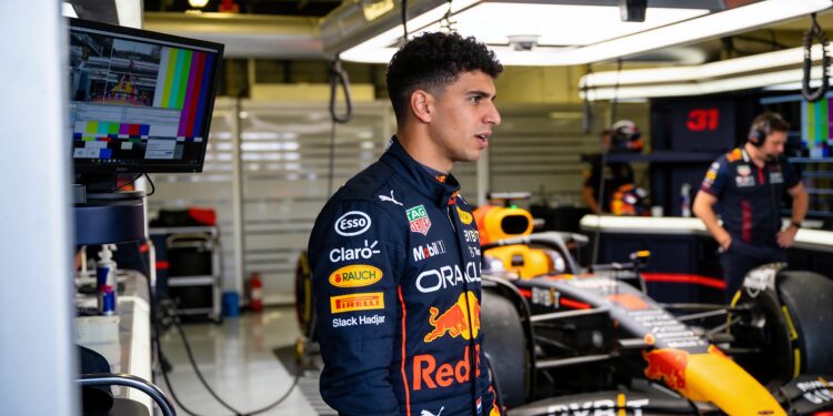 hadjar start vanuit pitlane in miami na dubbele st