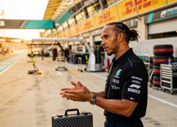 hamilton eist inspraak voor coureurs bij f1 reglem