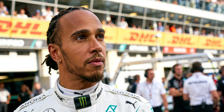 hamilton eist meer inspraak voor coureurs in f1 re