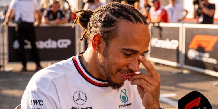 hamilton emotioneel na historisch kampioenschap ar