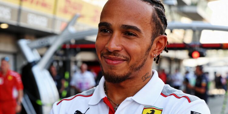 hamilton familie viert dubbel succes op en naast f
