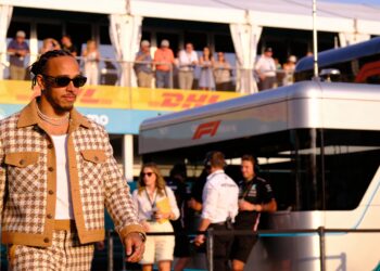 hamilton verwacht op met gala na p6 finish in miam