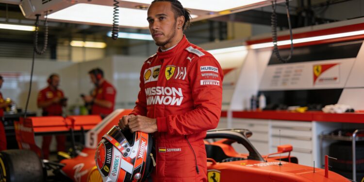 hamilton vindt vorm terug na boycotten ferrari sim