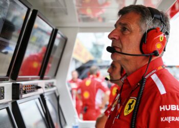 hamiltons titel levert hem niets op ferrari mikt o