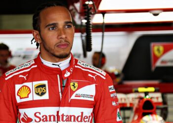 hint op hamilton pensioen f1 overweegt uitbreiding