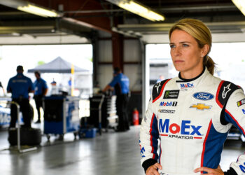 katherine legge voor historische dubbelrace in ver