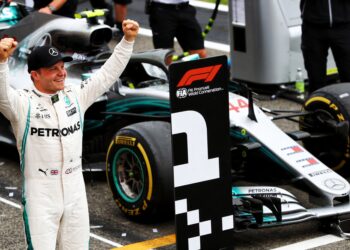 kimi antonelli vestigt uniek record met dominante