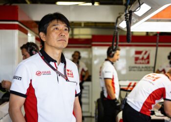 komatsu onthult hoe sato ontmoeting zijn f1 carrie