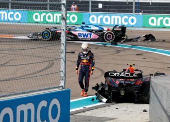 lawson biedt excuses aan gasly na crash door techn