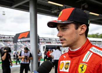 leclerc legt pijnlijk verschil met hamilton in can