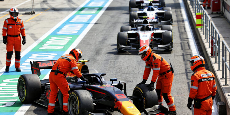 lindblad valt stil op grid canadese grand prix ing