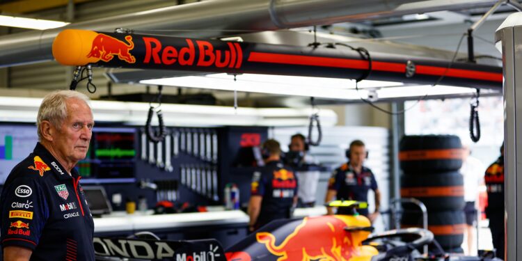 marko kritisch op f1 regels alsof je voetbalt met