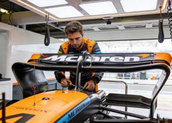 mclaren bereidt eigen macarena vleugel voor canada