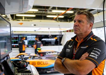mclaren ceo brown wil via fia einde aan zusterteam