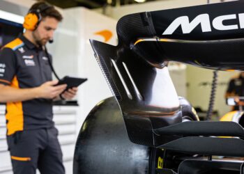 mclaren geeft afgekeurde voorvleugel tweede kans i
