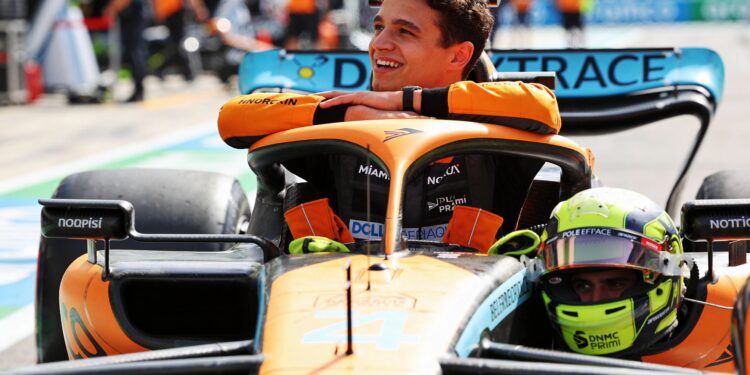 mclaren slaat terug in miami norris pakt sprintpol