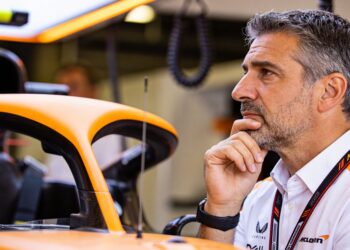 mclaren waarschuwt voor f1 impasse rond 2027 motor
