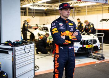 mechanisch drama velt verstappen in 24 uur van nur