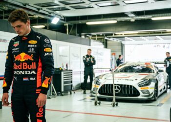 mechanische pech kost dominante verstappen zege op